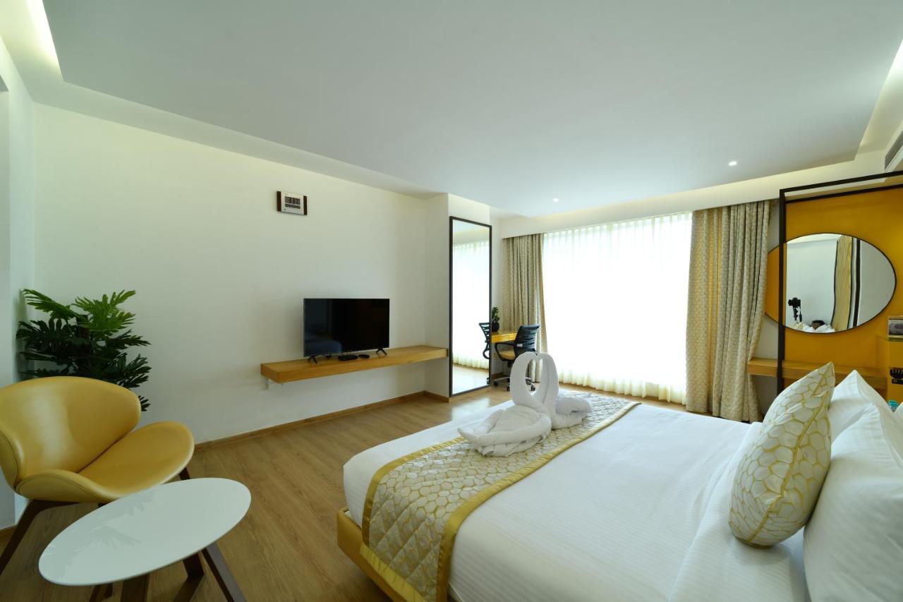 The President Hotel, Kumarapark Bangalore Esterno foto